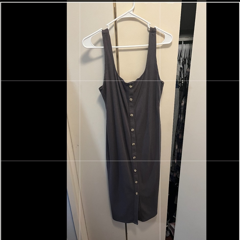 Sleeveless button up dress